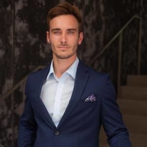 Meet your Posher, Greg